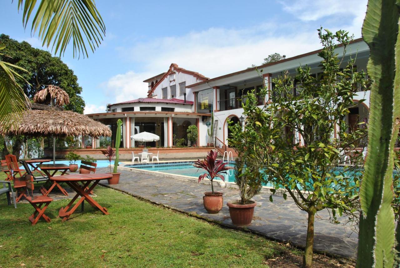 Hotel Gloria โคโรอิโค ภายนอก รูปภาพ
